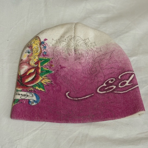 Ed Hardy Pink and White Gradient Beanie - Picture 2 of 7